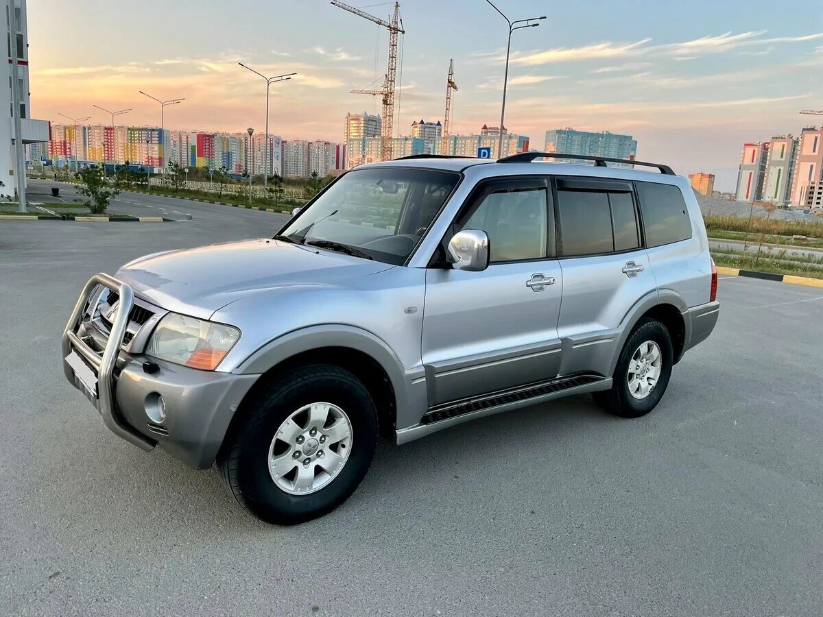 Mitsubishi Pajero 2003. Митсубиси Паджеро 3 2003 год. Паджеро 3 Рестайлинг. Mitsubishi Pajero 3 2003 белый.