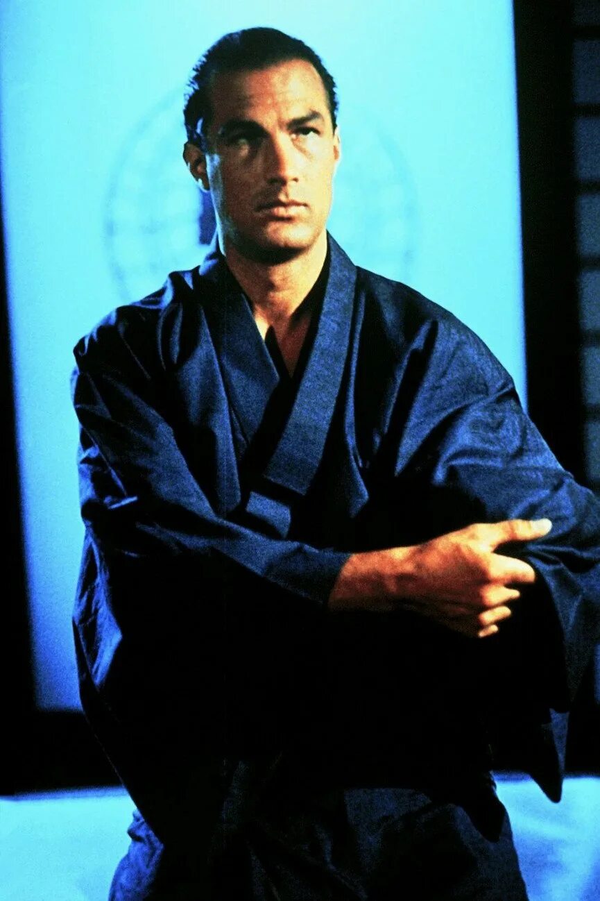 Актер карате. Дольф лундгрен. Брюс ли 1972. Актер карате. Чак норрис.