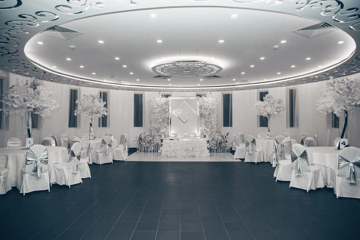 залы для свадебных банкетов. карибия меренге банкетный зал. украшение ресторана на свадьбу. свадебный банкетный зал. залы для свадебных банкетов.
