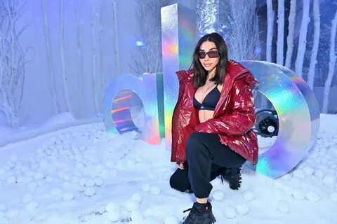 Chantel Jeffries - Alo House Winter 2021 in Los Angeles * CelebMafia