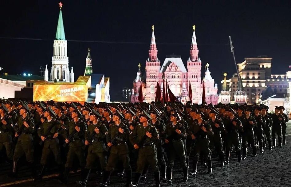 Парада победы 9. Репетиция парада Победы в Москве. Репетиция парада в Москве. Марш на красной площади 9 мая. Красная площадь 9 мая.