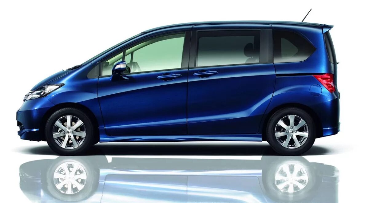 Honda freed gb6. Хонда фрид 1 поколение. Honda freed 2016. Объем honda freed. Honda freed plus 2017.