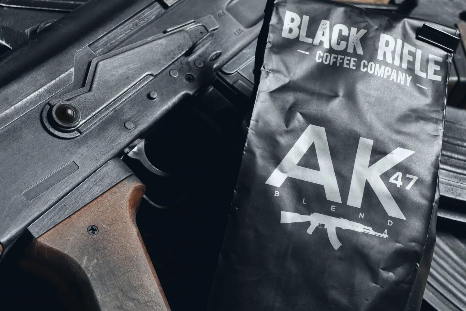 Термос альпенкок 10007s. Блэк райфл кофе. Black rifle coffee company акции на биржах. Ak кофе. Black rifle coffee patch.