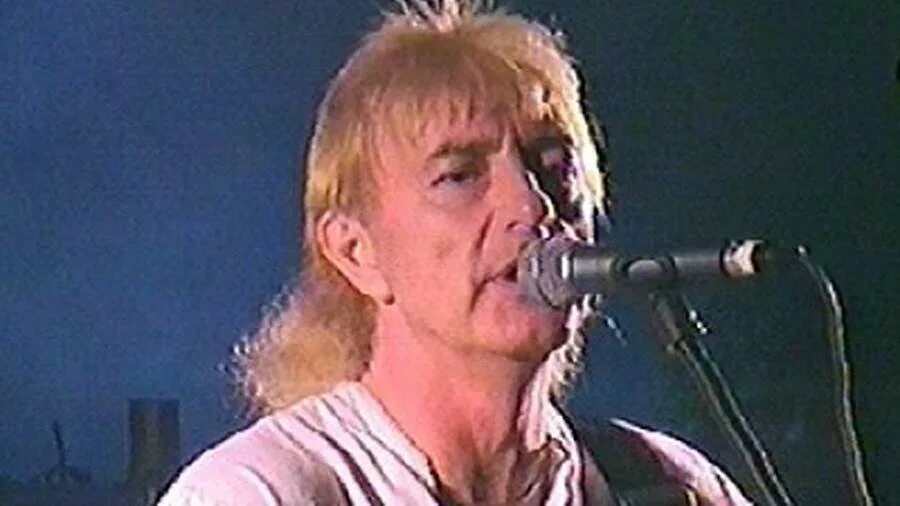 Джон лоутон юрай. John lawton uriah heep. Джон лоутон юрай. John lawton 1977. John lawton uriah heep.