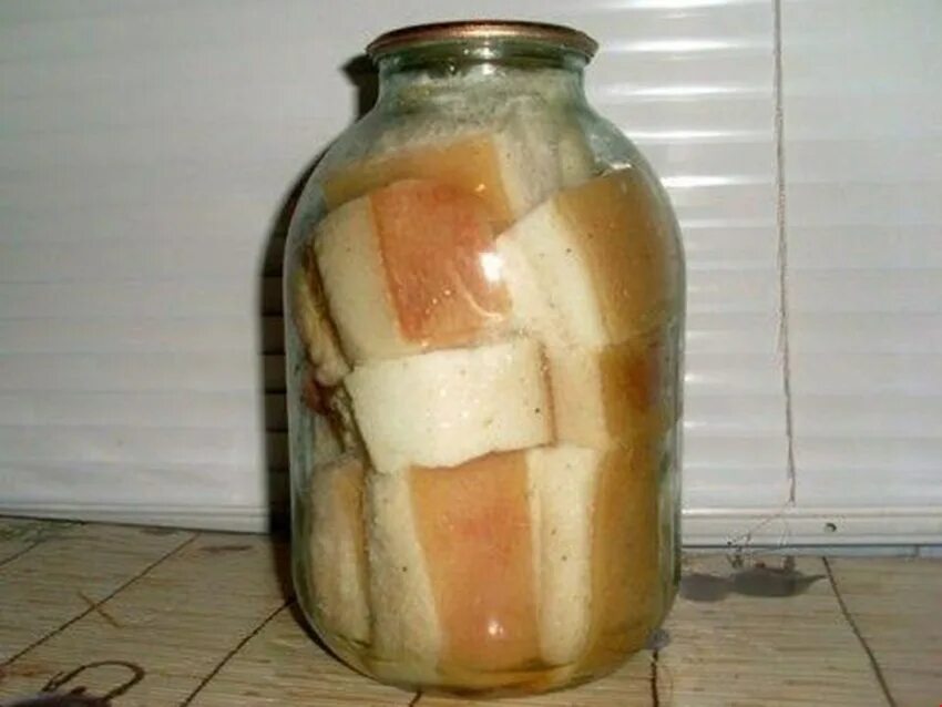 Сало в банках в рассоле. Приготовление сала в банке. Приготовление сала в банке. Сало в банке. Сало в банке.