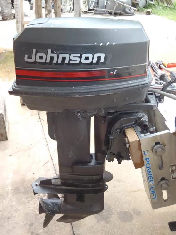 Б у мотором спб. Лодочный мотор Джонсон 25. Лодочный мотор Джонсон 9.9. Johnson 25 1996 года Лодочный мотор.