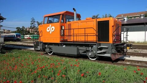 Тракторы на путях