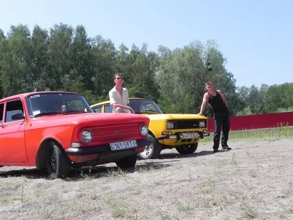 Москвич 12