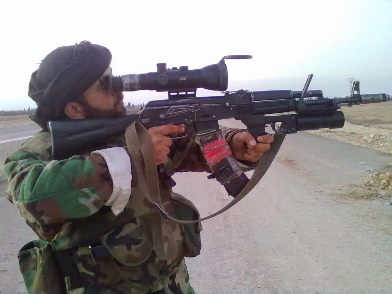 Аль аксу. АК-74 С ГП-25 В Чечне. Сирийский АК 74 М. Аксу 74 с подствольным гранатометом. АК 74м в Чечне.