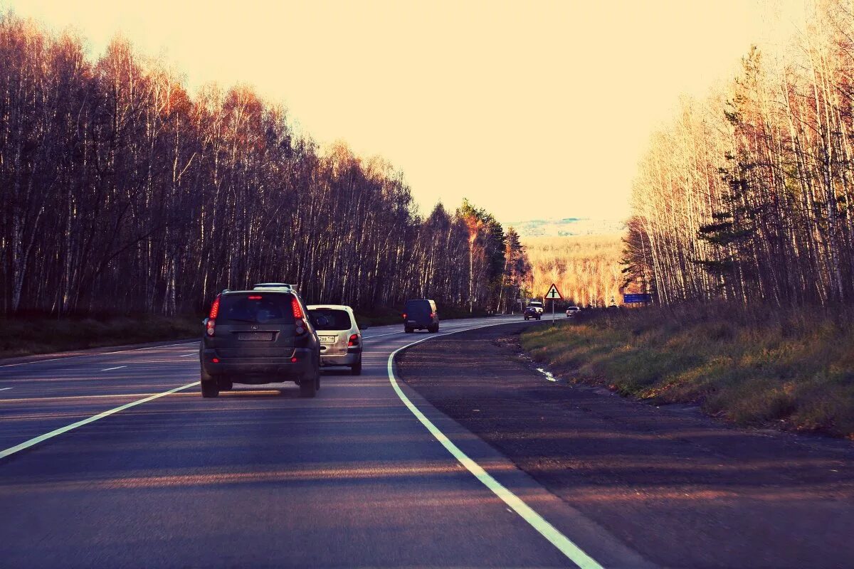 Дорога домой машина. Дорога домой. Пейзаж дорога домой. Дорога домой на автомобиле. Дорога домой фото.