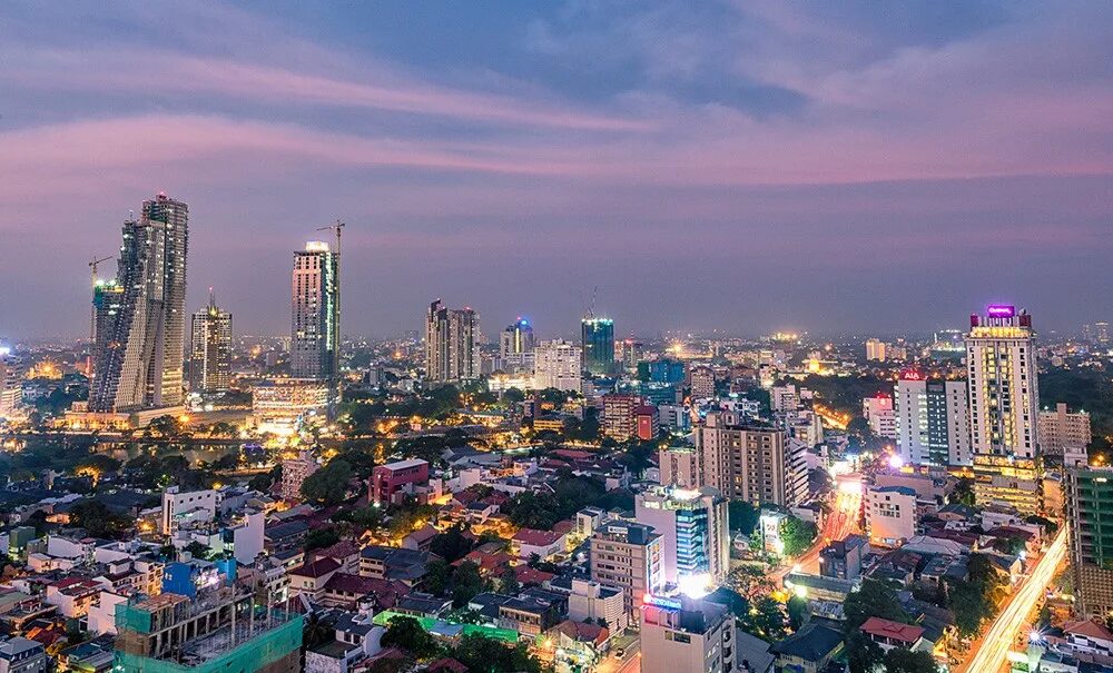 Город коломбо шри-ланка. Шри ланка небоскреб. Шри ланка столица коломбо. Столица шри ланка сейчас. Столица шри ланка сейчас.