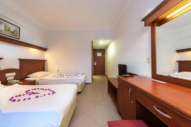 Kleopatra wasa 3*. Club wasa holiday village 4 турция конаклы. Отель club wasa. Wasa hotel alanya. Отель васа 3 алания.