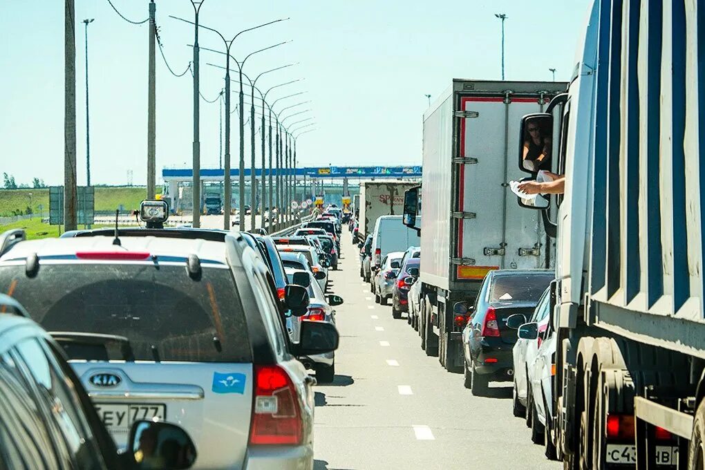 Автомагистраль м4 дон. Загруженность м4 дон. М4 дон стоянки. Трасса м4. Трасса москва дон м4.