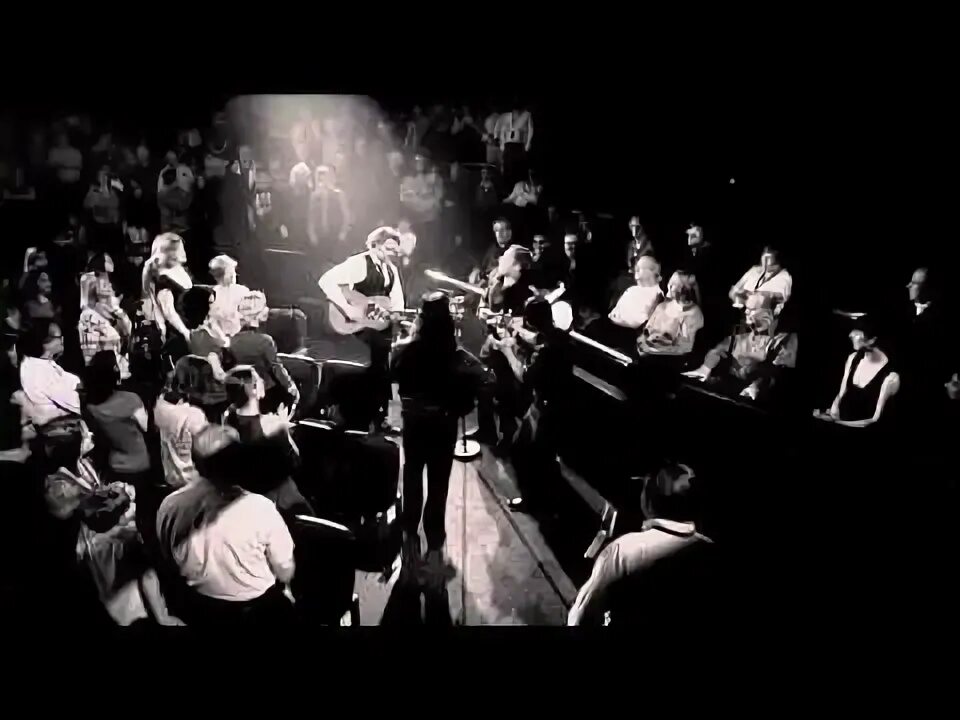 Fall at your feet слушать. Crowded house - fall at your feet обложка. crowded house fall at your feet.