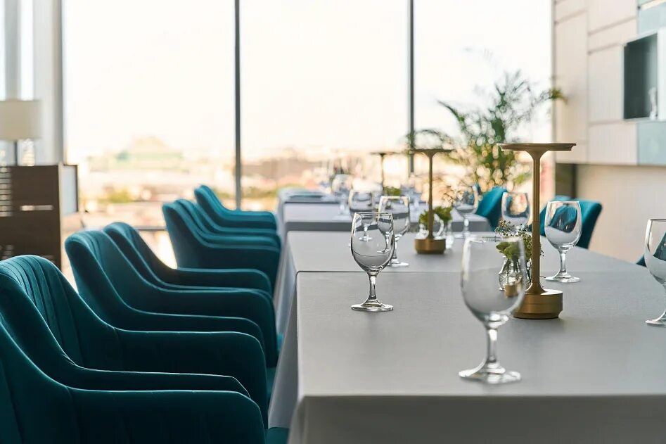 Морпорт ростов на дону меню. Zephyr bistro marine просп римского корсакова. Ресторан на крыше в спб. Zephyr bistro marine просп римского корсакова. Zephyr bistro marine просп римского корсакова.