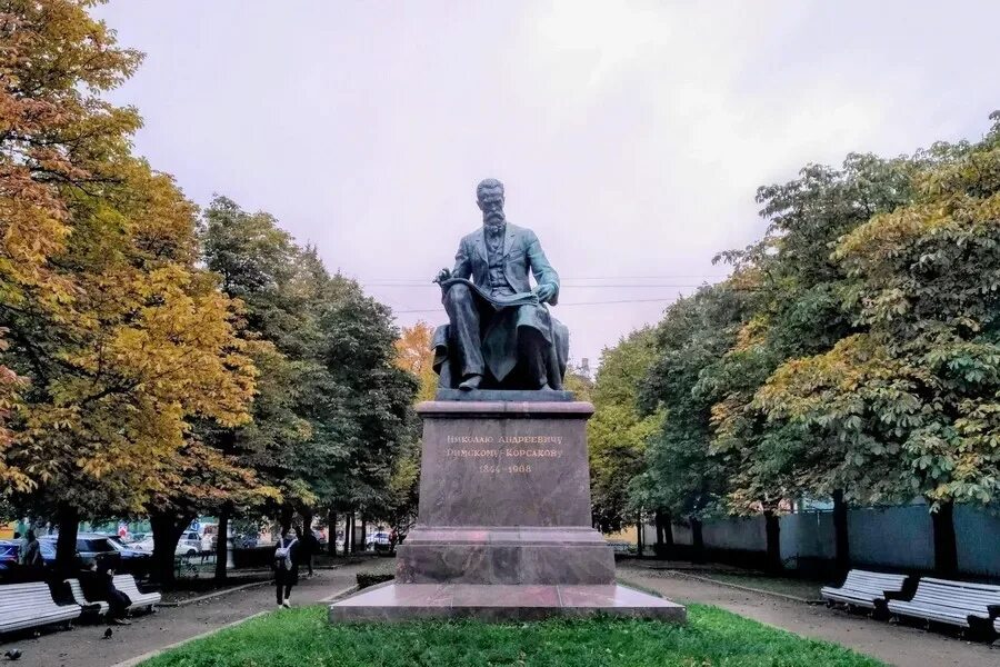 Римский корсаков композитор памятник. Памятник н. Римскому- корсакову. Римский корсаков спб. Римскому-корсакову спб.