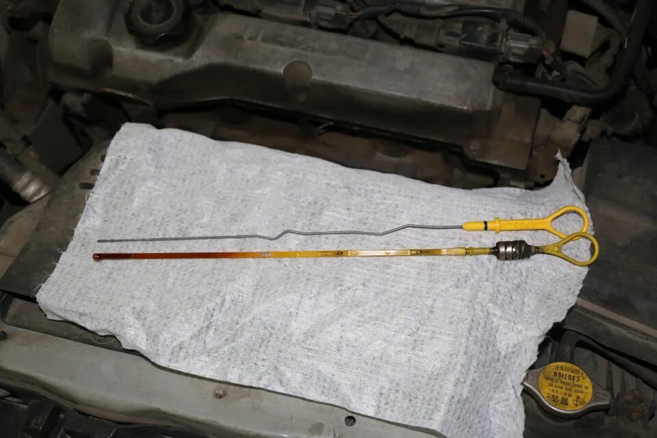 Щуп акпп мазда 6 gh. Мазда 3 щуп коробки автомат. Мазда 6 gh щуп двигателя. Щуп масла акпп мазда сх5. Щуп акпп mazda 6 gj.