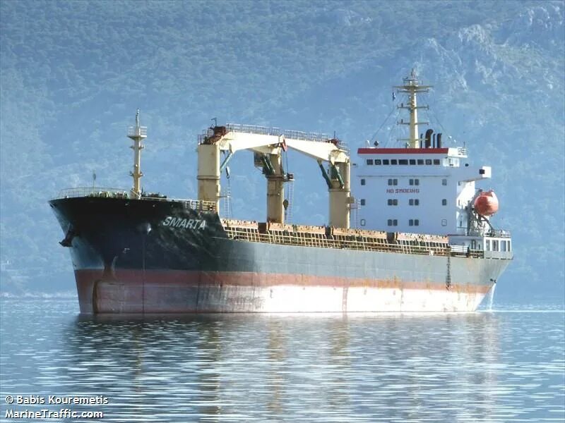 Наезд судна на судно. Морское судно. мореходное торговое судно египта. морское судно смарта.