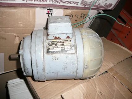 Двигатель 3 220