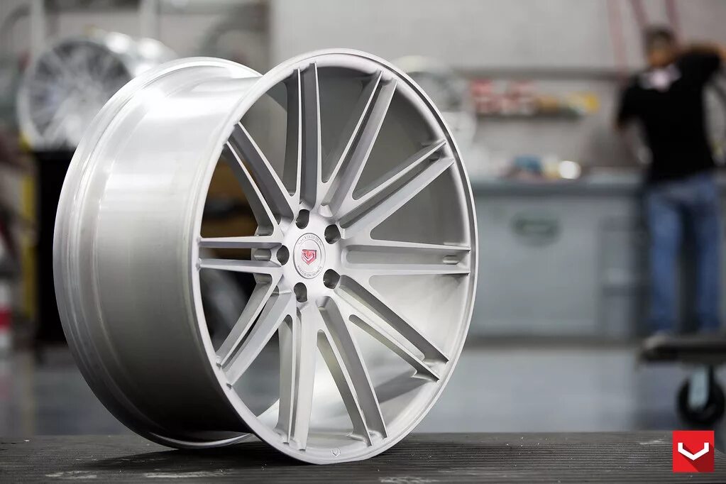 Диски vossen vps. Воссен vps 307. литые диски vossen vps 307. vossen многоспицевые.