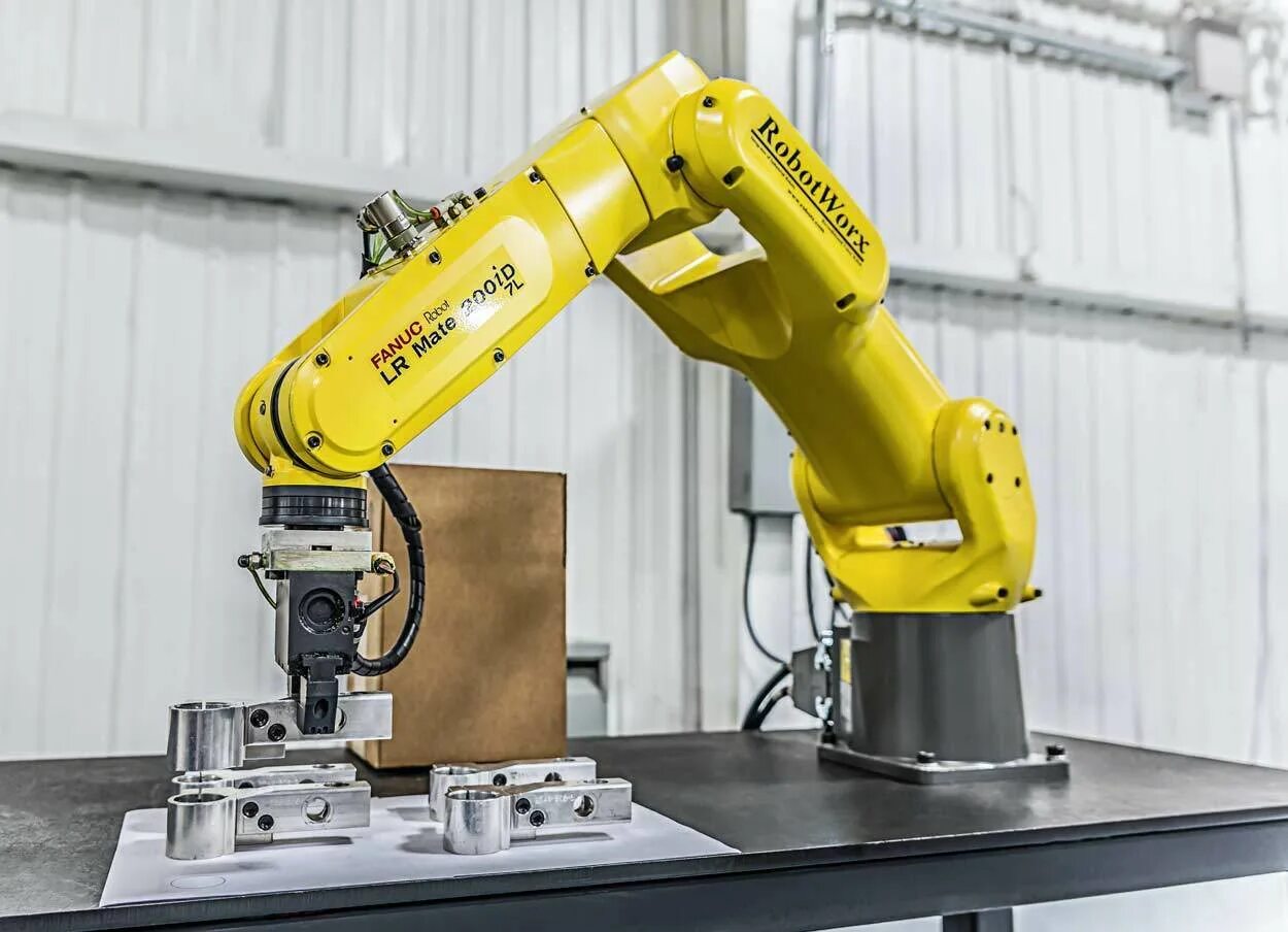 Манипулятор изготовление. Lr mate 200 fanuc. робот манипулятор фанук. робот fanuc lr mate. lr mate 200id/7l.