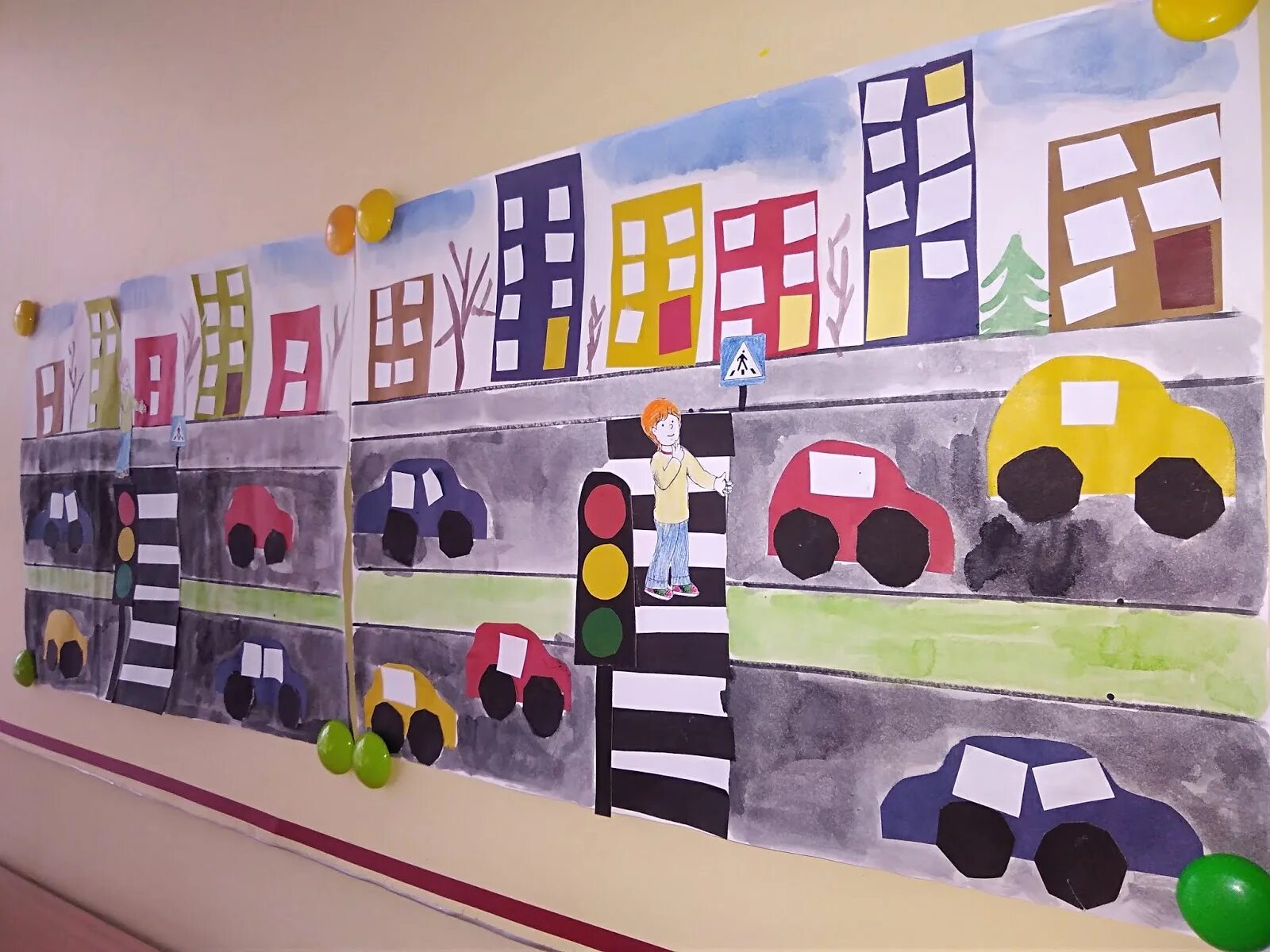 тема правила дорожного движения подготовительная группа. рисование в подготовительной группе на тему пдд. аппликация на тему пдд в подготовительной группе. рисование дорожное движение в подготовительной группе. коллективная аппликация по пдд.