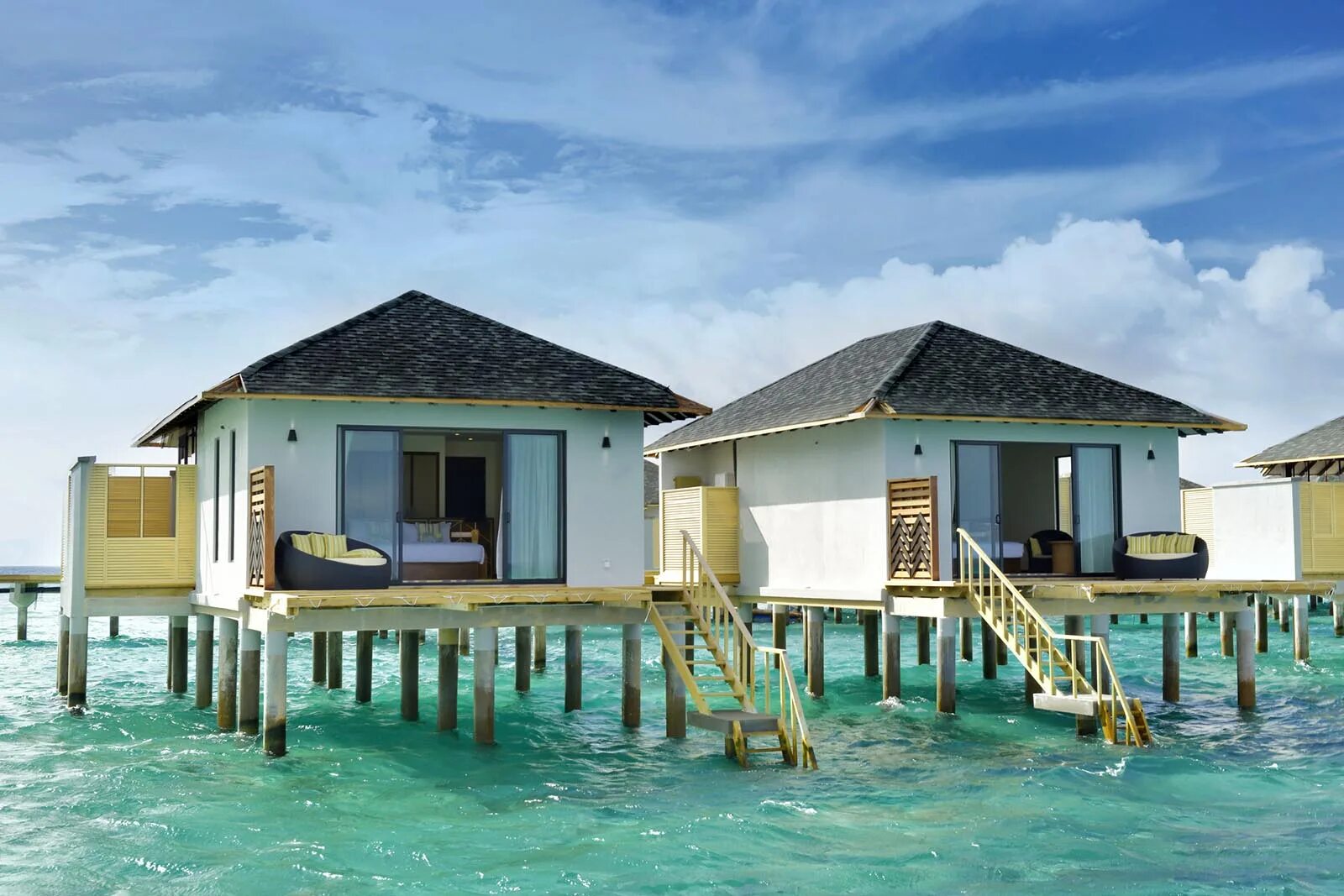 Мальдивы остров Амари. Отель Амари хавода Мальдивы. Overwater Villa Мальдивы. Amari Havodda Maldives 5 водная вилла.