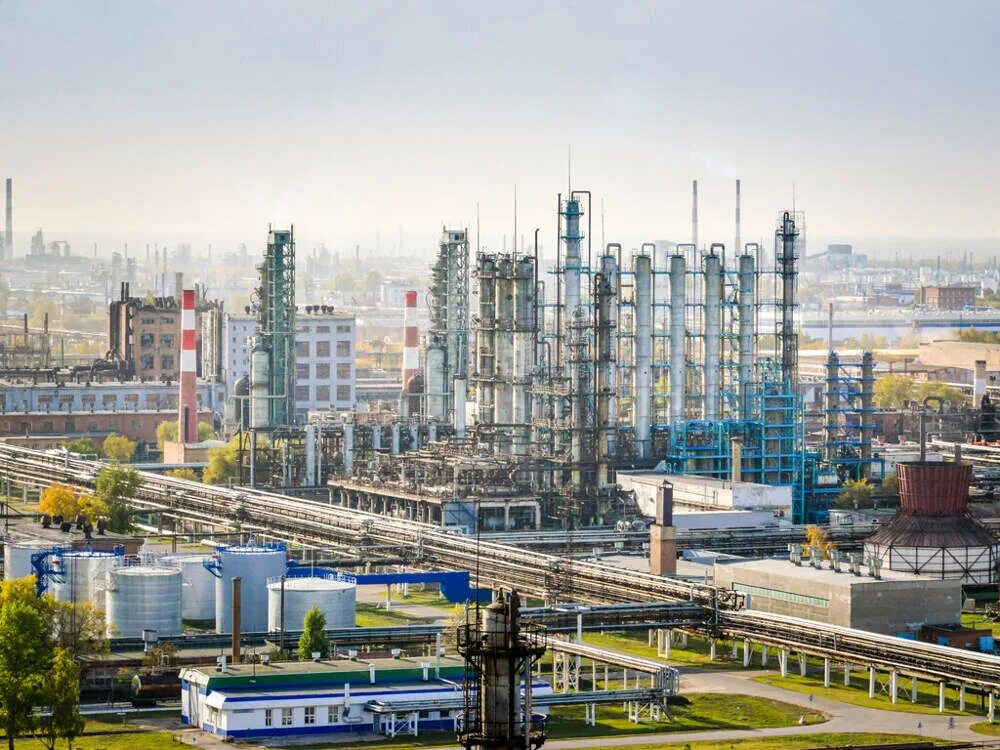 Омский каучук цех д2. Газпром нефть омский нпз. Омск завод нпз. Омский нефтеперерабатывающий завод. Завод ск омск.