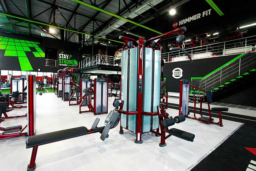 Фитнес клуб "HAMMER FIT" г. Новосибирск - тренажеры Aerofit Professional в РФ ae