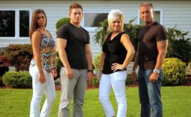 Медиум с лонг-айленда сериал. Тереза капуто. Медиум с лонг айленда. Медиум лонг. Китель размер медиум регуляр.