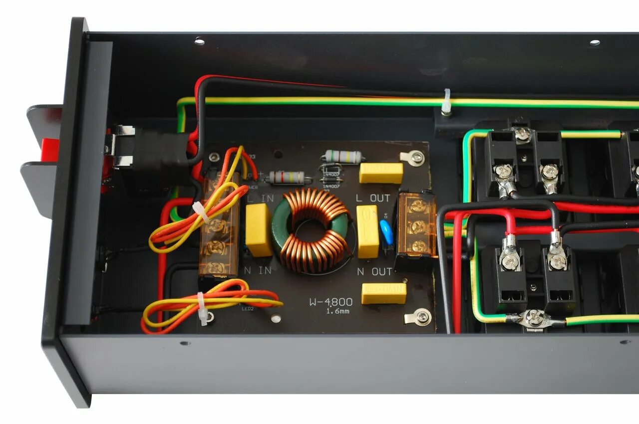 Dynavox x4100b. Furman spr-16e i. Xindak xf1000s. сетевой фильтр для hi. сетевой фильтр для аудиотехники hi-fi monster cable.