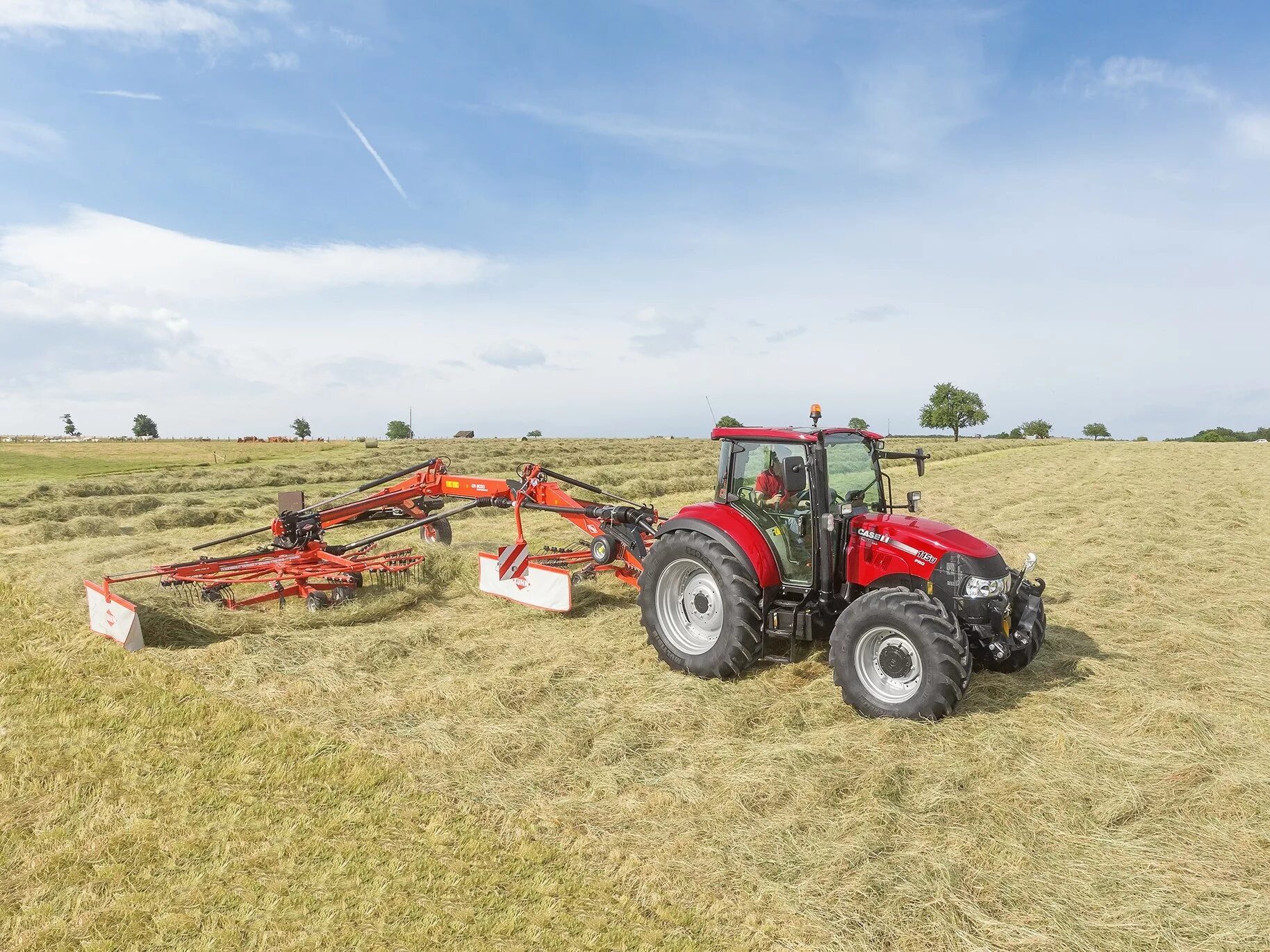 Права на спецтех неику. Учебный трактор. Трактора. Тракторист машинист. Автошкола трактор.