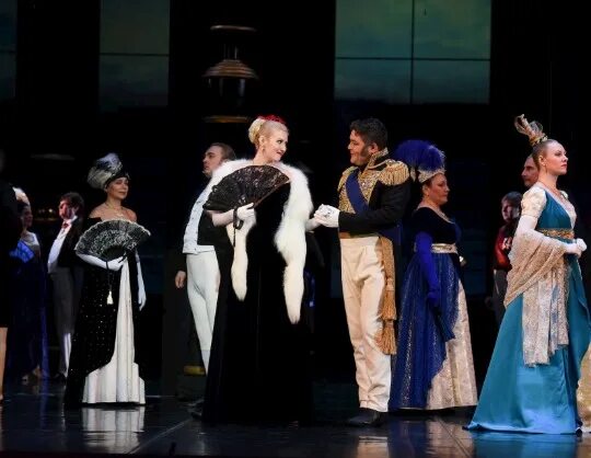 Мариинский театр онегин опера. Опера евгений онегин мариинский театр. Евгений онегин новая сцена мариинского. Спектакль евгений онегин мариинский театр. Евгений онегин новая сцена мариинки.