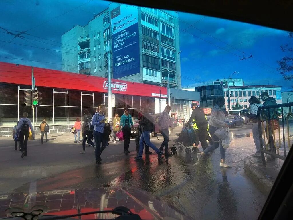 Мурманск чп сегодня. Происшествия мурманск за сутки. происшествия в мурманске сегодня. катастрофы в мурманске. аварии на коммунальных системах мурманск.
