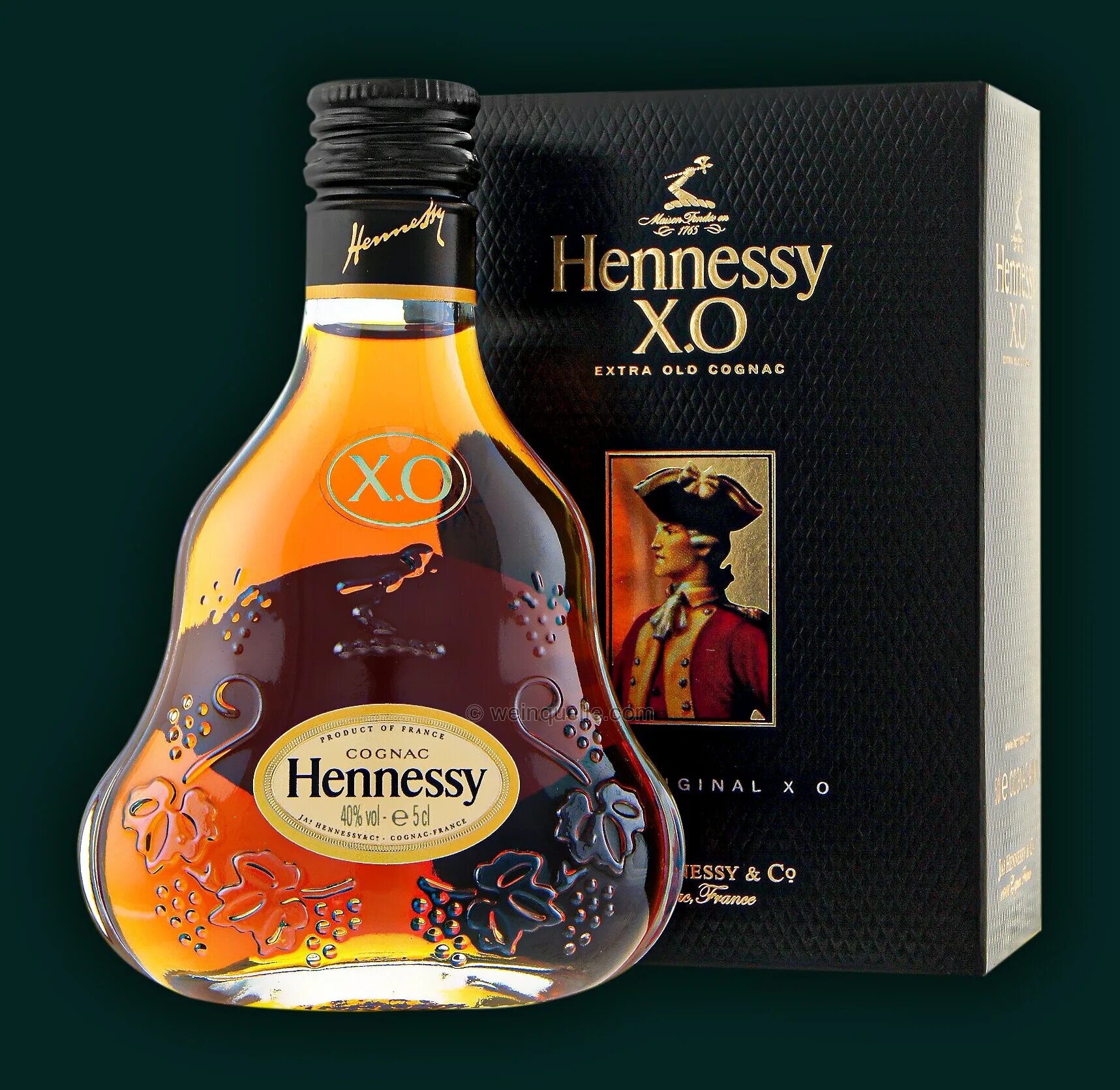 Hennessy cognac цена. Хеннесси Хо 0.5 Cognac. Hennessy XO 0.5. Хеннесси XO Cognac 0.5. Коньяк Hennessy 0,5 XO 0.5 Cognac.