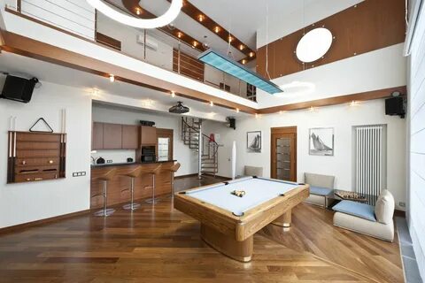 Hole room