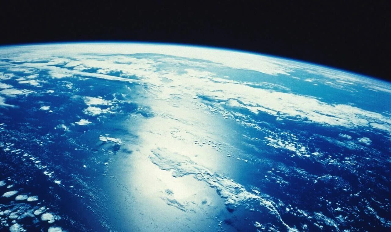 70 океана занимает. Гидросфера земли. Земля из космоса. О земле и космосе. Планета земля.