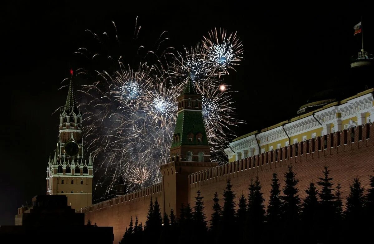 Кремль Москва обращение президента. Фон Кремль новогоднее обращение. Новогодний Кремль. Кремль новый год.