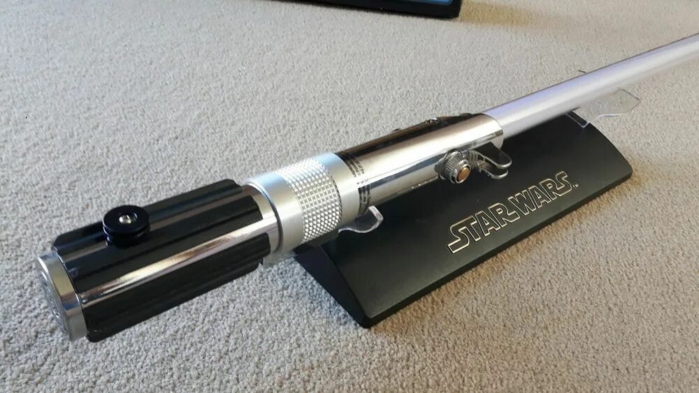 Реплика мастера. Master Replica Anakin Skywalker Mini Lightsabers. Master Replicas Star Wars.