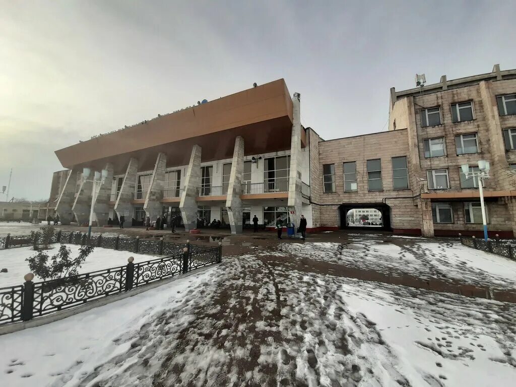 Станция шу казахстан. Вл80с казахстан. Жд вокзал шымкент. Вокзал город чу. Жд шу.