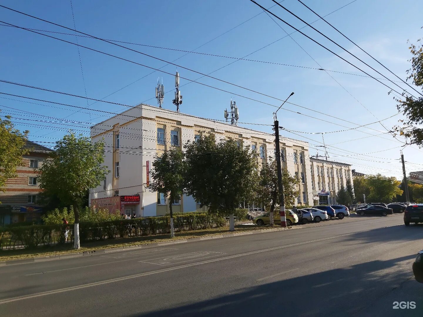 Г дзержинск школа 2. Циолковского 15/1 дзержинск. Дзержинск 2. Мир очков дзержинск циолковского 74. Ленина 100 дзержинск.