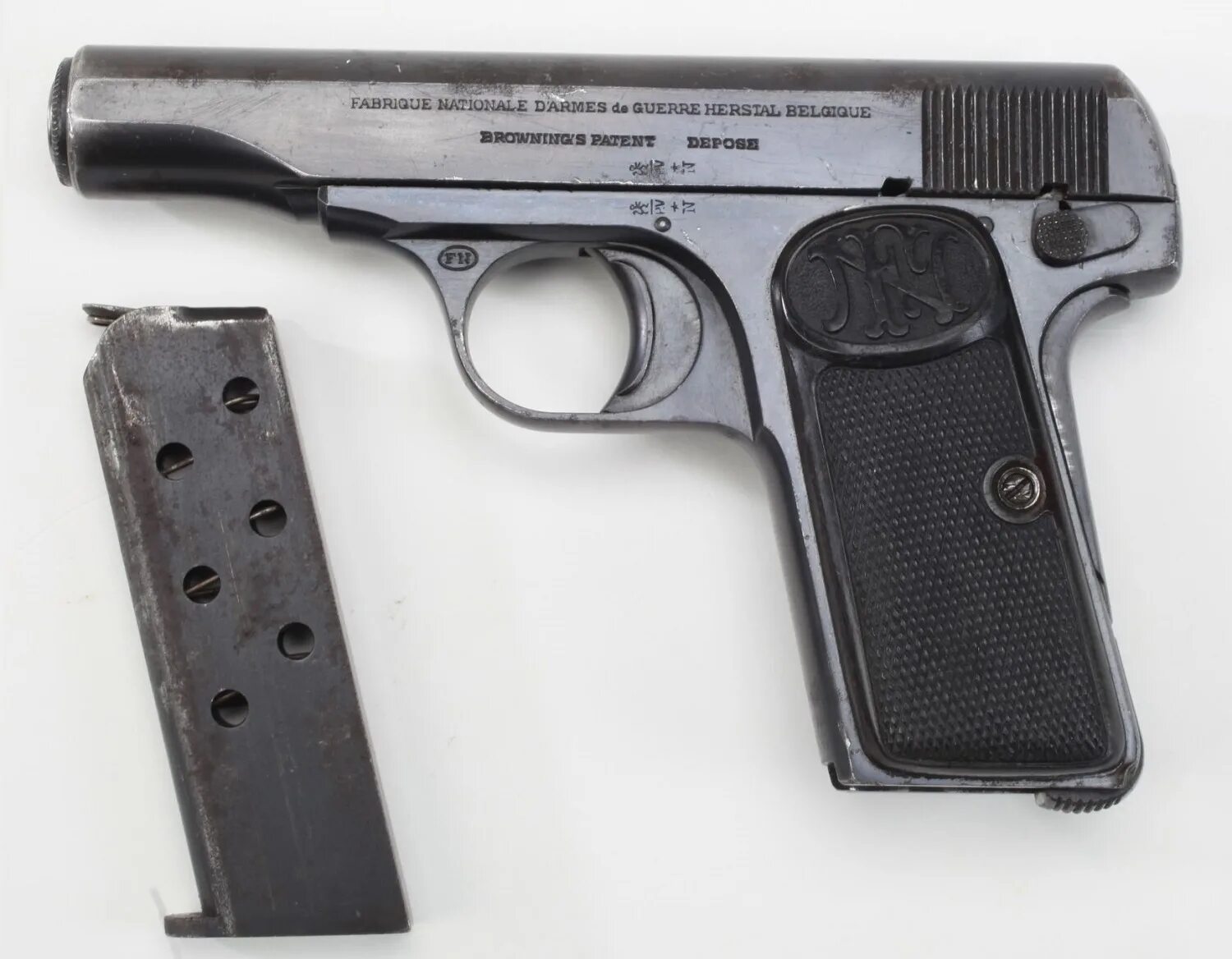 Фото browning. Браунинг FN 1910. Браунинг FN model 1910.