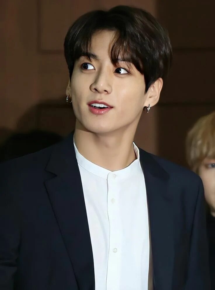 Bts чонгук 2019. Бтс мемы. Чонгук 2021. Чонгук из bts 2022. Чон чонгук.