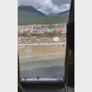 Оторвало дверь самолета