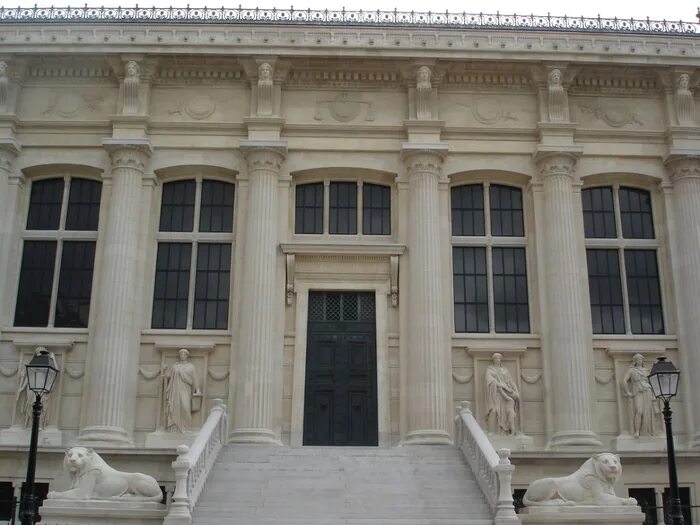 Дворец правосудия париж ворота. Товары дворца справедливости геншин. Дворец правосудия бельгия внутри. Дворец правосудия париж 15 век. Дворец правосудия ставрополь.