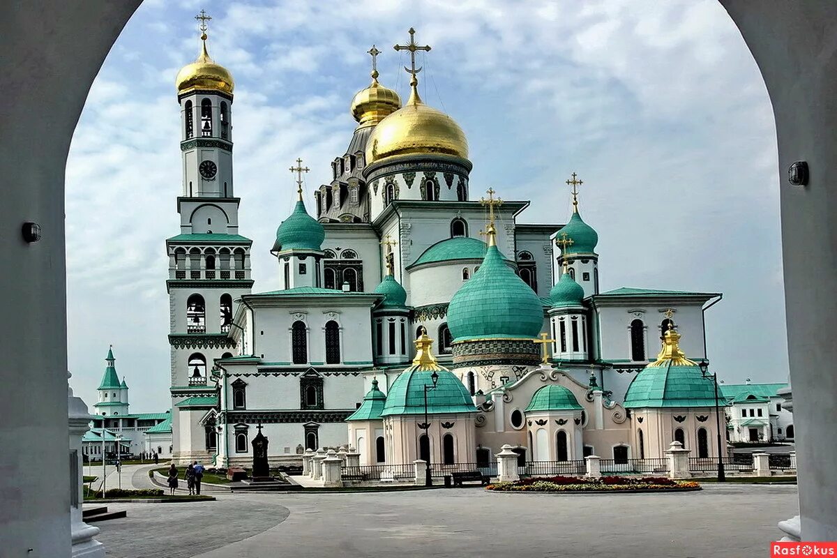 Воскресенский мужской монастырь истра. Новоиерусалимский монастырь в Истре. Истра новый Иерусалим монастырь. Воскресенский Новоиерусалимский монастырь. Воскресенский Новоиерусалимский монастырь в Москве.