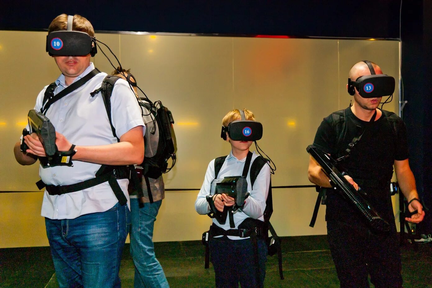 Распаковка ps vr. Vr br. Playstation 4 vr. Vr headset 1 prtson. Playstation vr virtual reality headset.