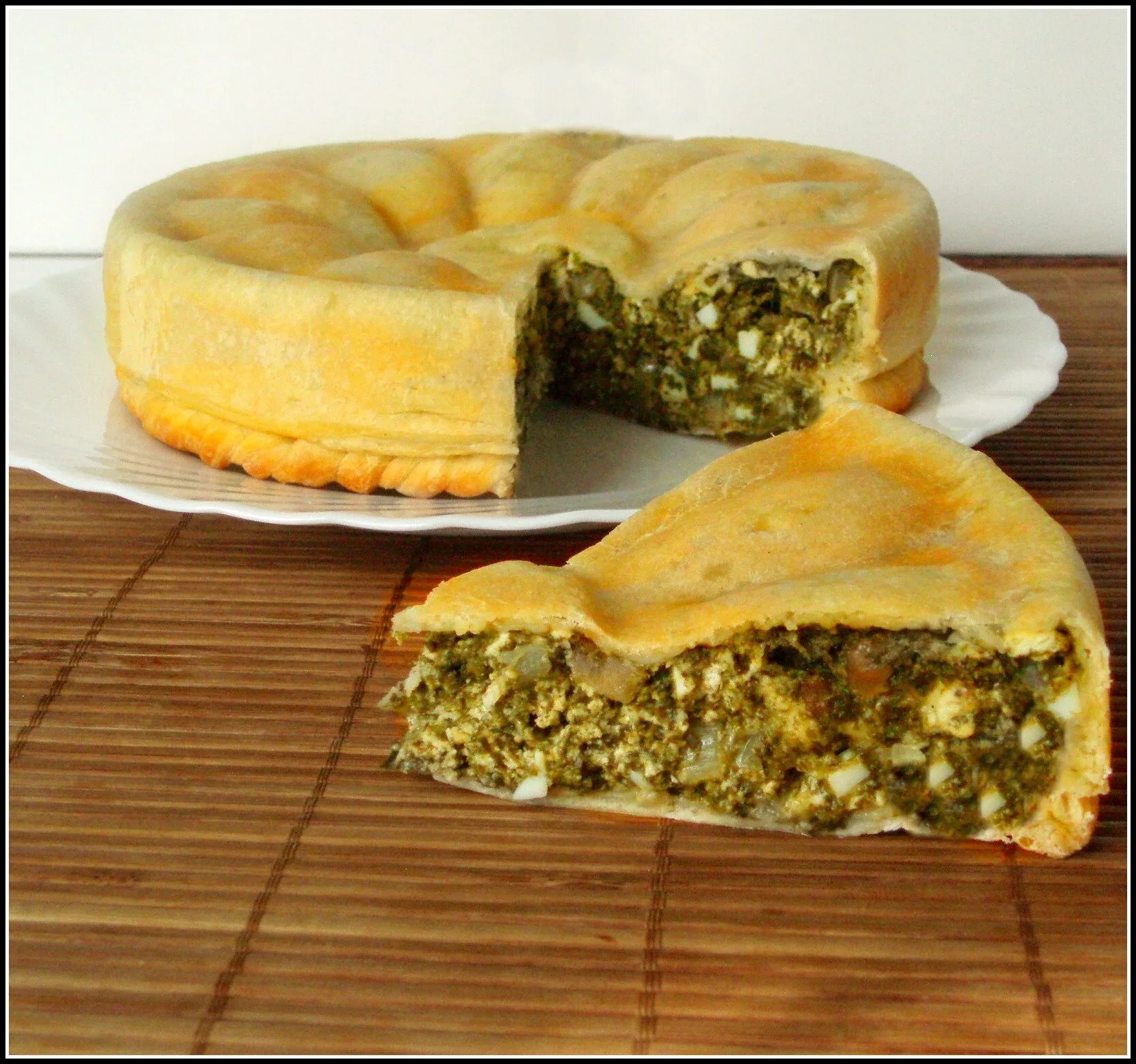 Лучшая начинка для пирога. Заливной пирог на дрожжевом тесте. Пирог с грибами и рисом. Пирог с начинкой. Пирог с тыквой и рикоттой.