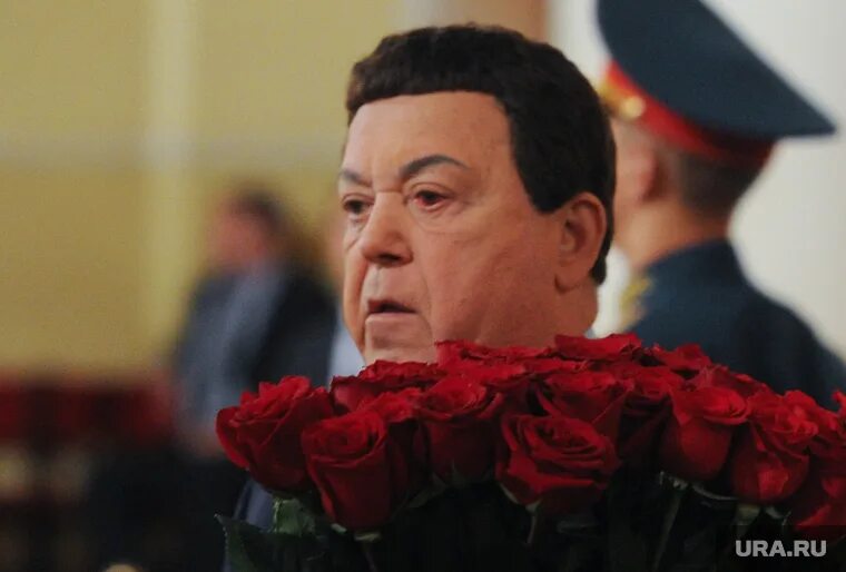 Иосиф давыдович кобзон. Иосиф кобзон хава нагила. Иосиф кобзон. Иосиф кобзон розы. Иосиф.