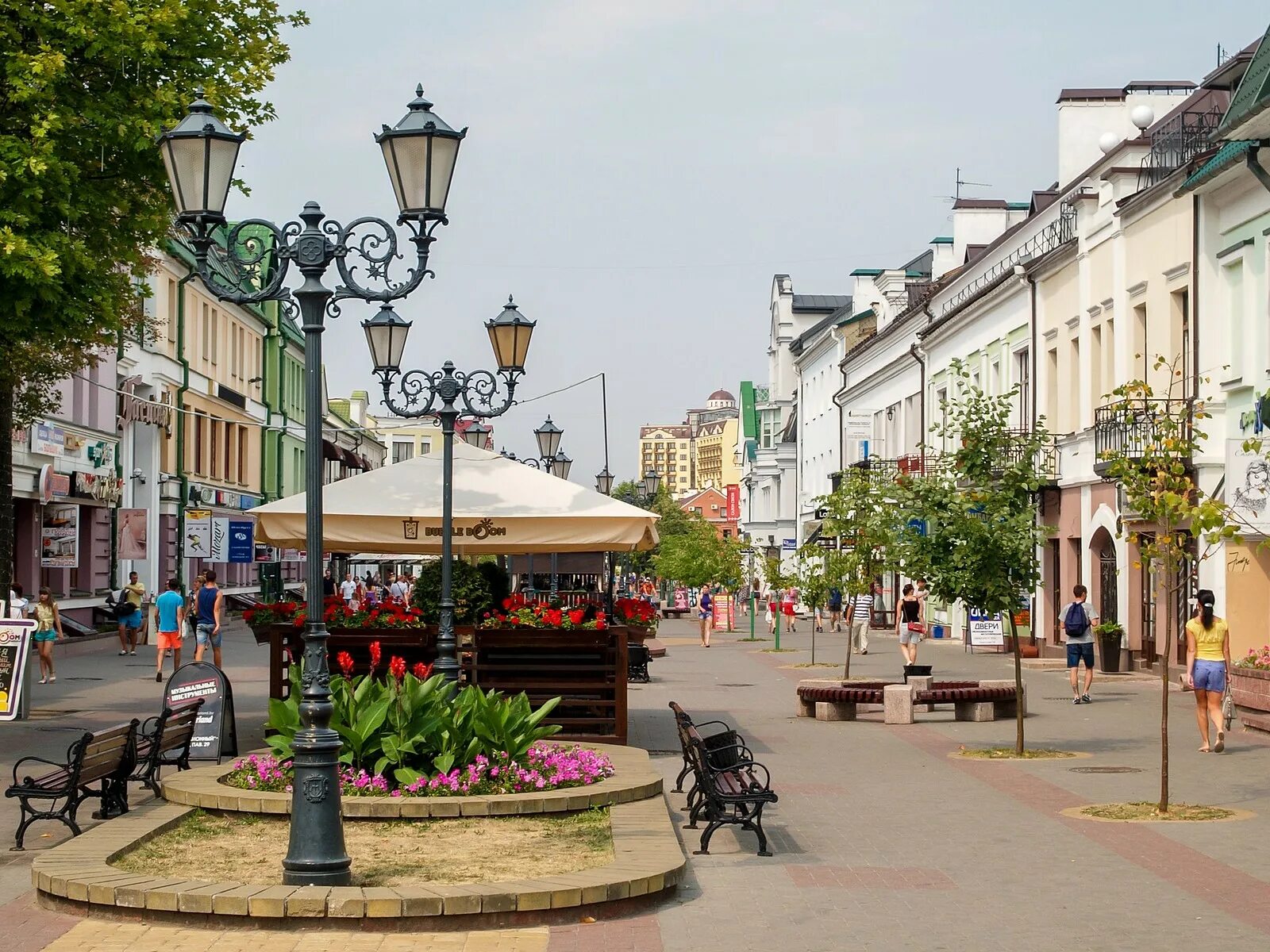 В каком году город брест. Брест. Брест город. Брест лето. Летний Брест.